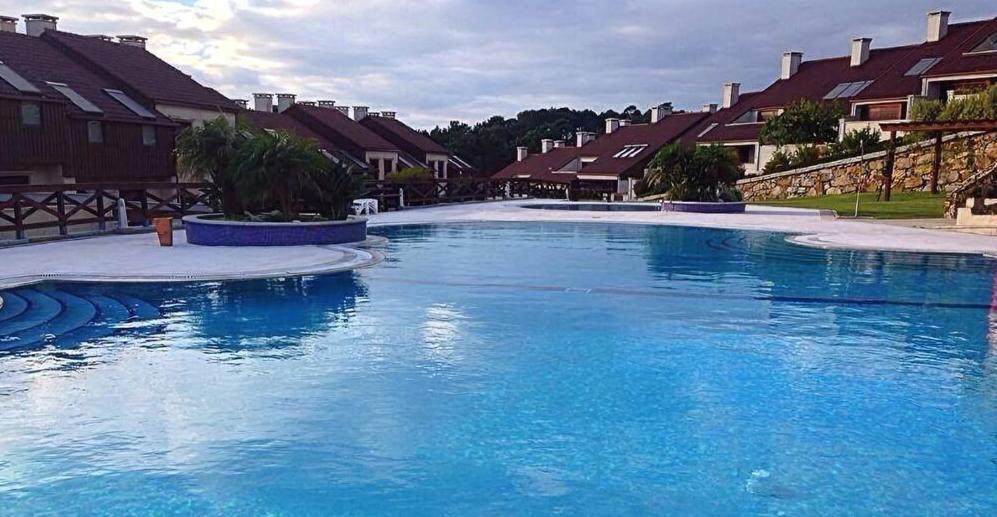 Chalet Complejo Turistico Raeiros - או גרובה מראה חיצוני תמונה